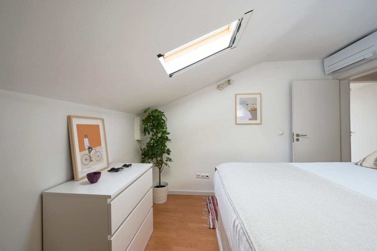 Bright Apt W Balcony, Ac, Parking, By Timecooler Lisboa Exterior foto
